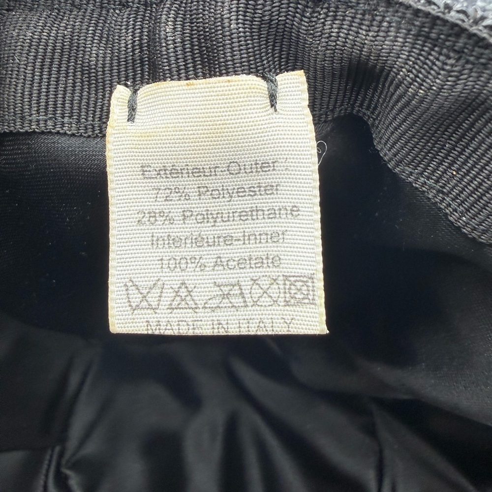 CHANEL Bob Black Patent Leather Bucket Hat - Picture 11 of 12
